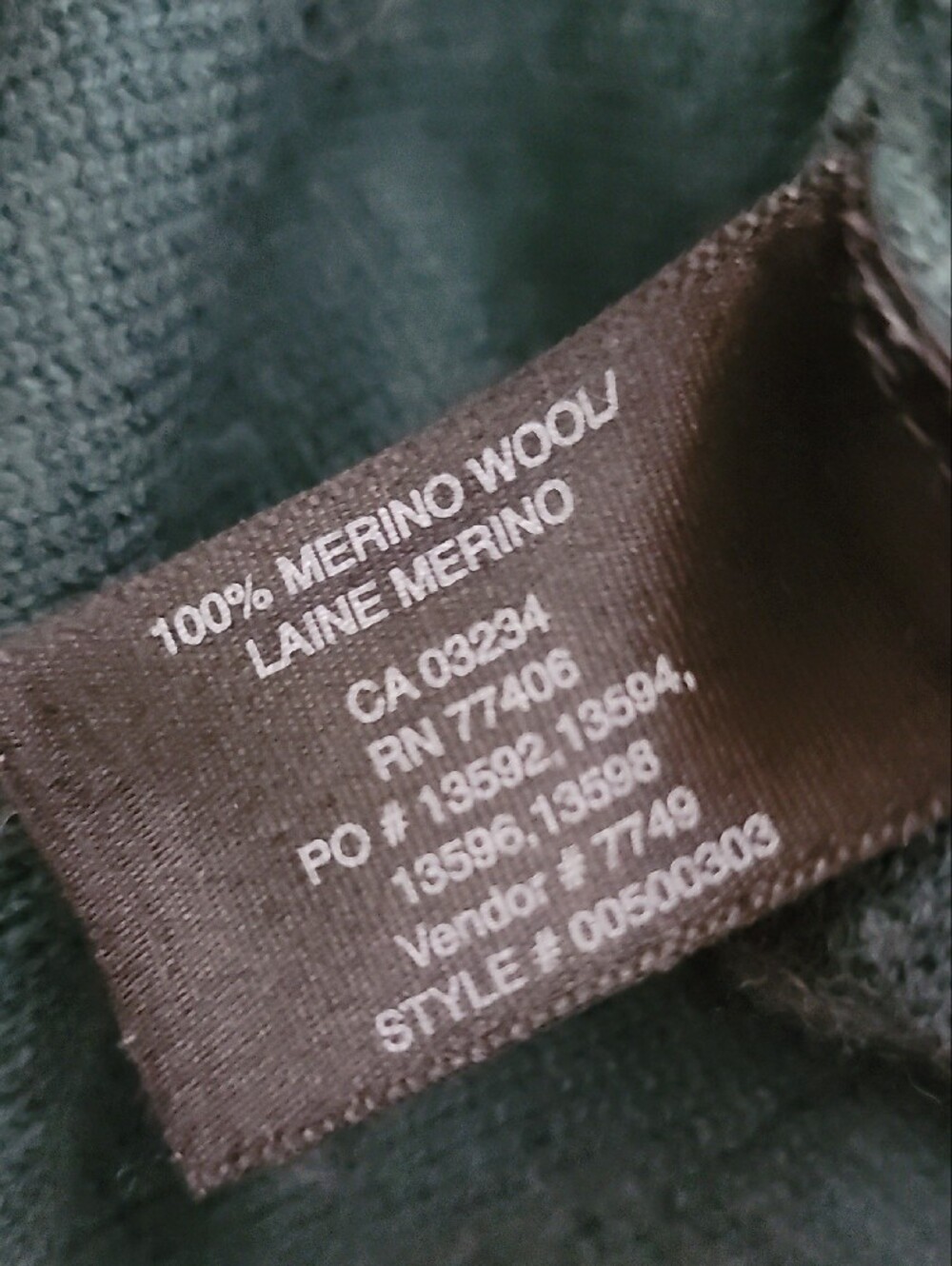 100% Italian Merino Wool Forest Green Button-Front Cardigan - Club Monaco - Picture 14 of 16